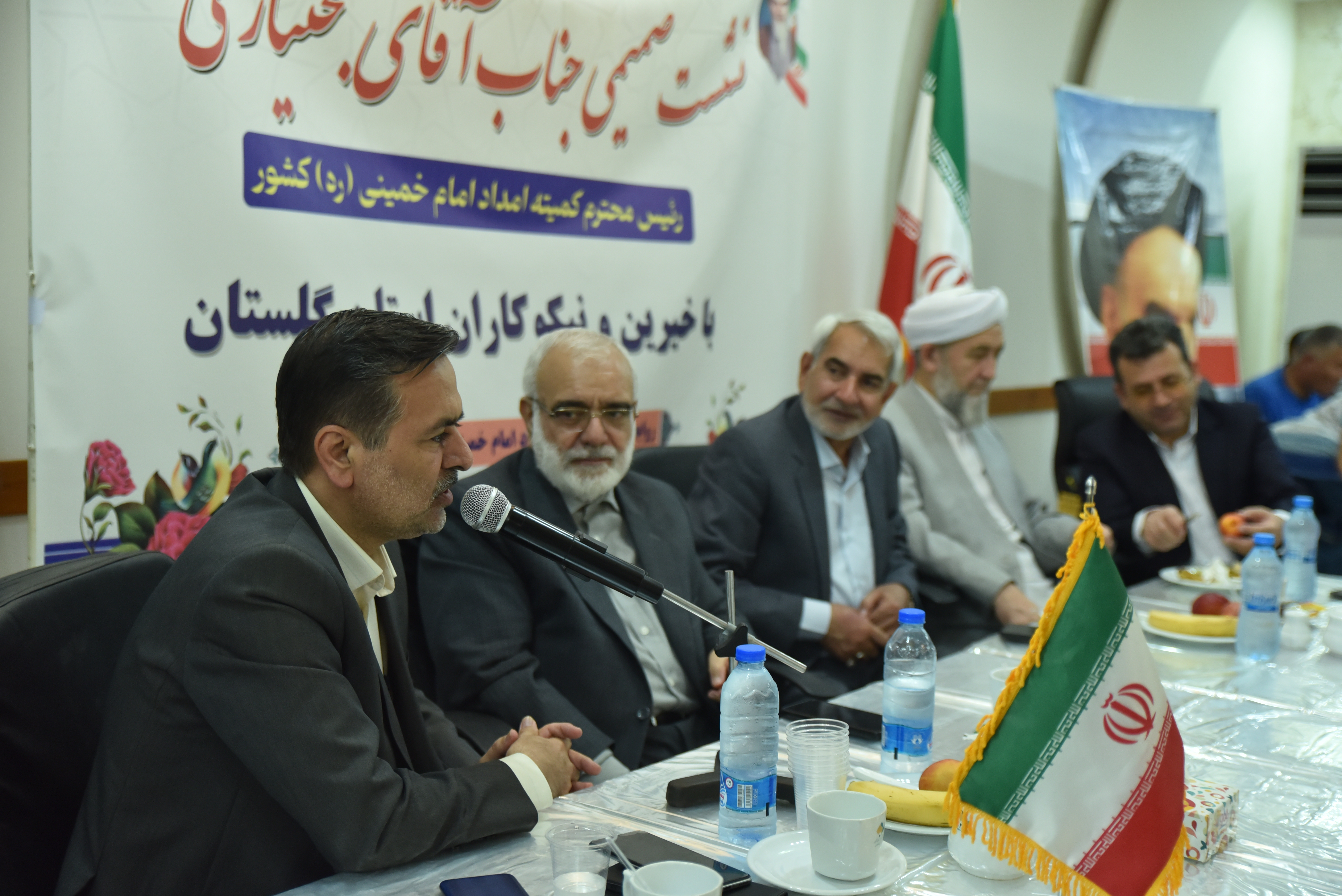 نشست هم اندیشی با جمعی از خیرین به روایت تصویر1404/06/12