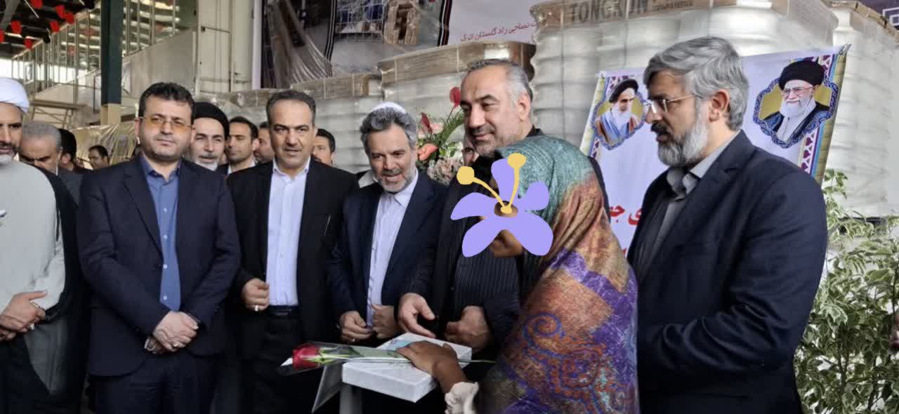 ۱۰ نوعروس از خانواده زندانی تحت حمایت کمیته امداد کلستان راهی خانه بخت شدند