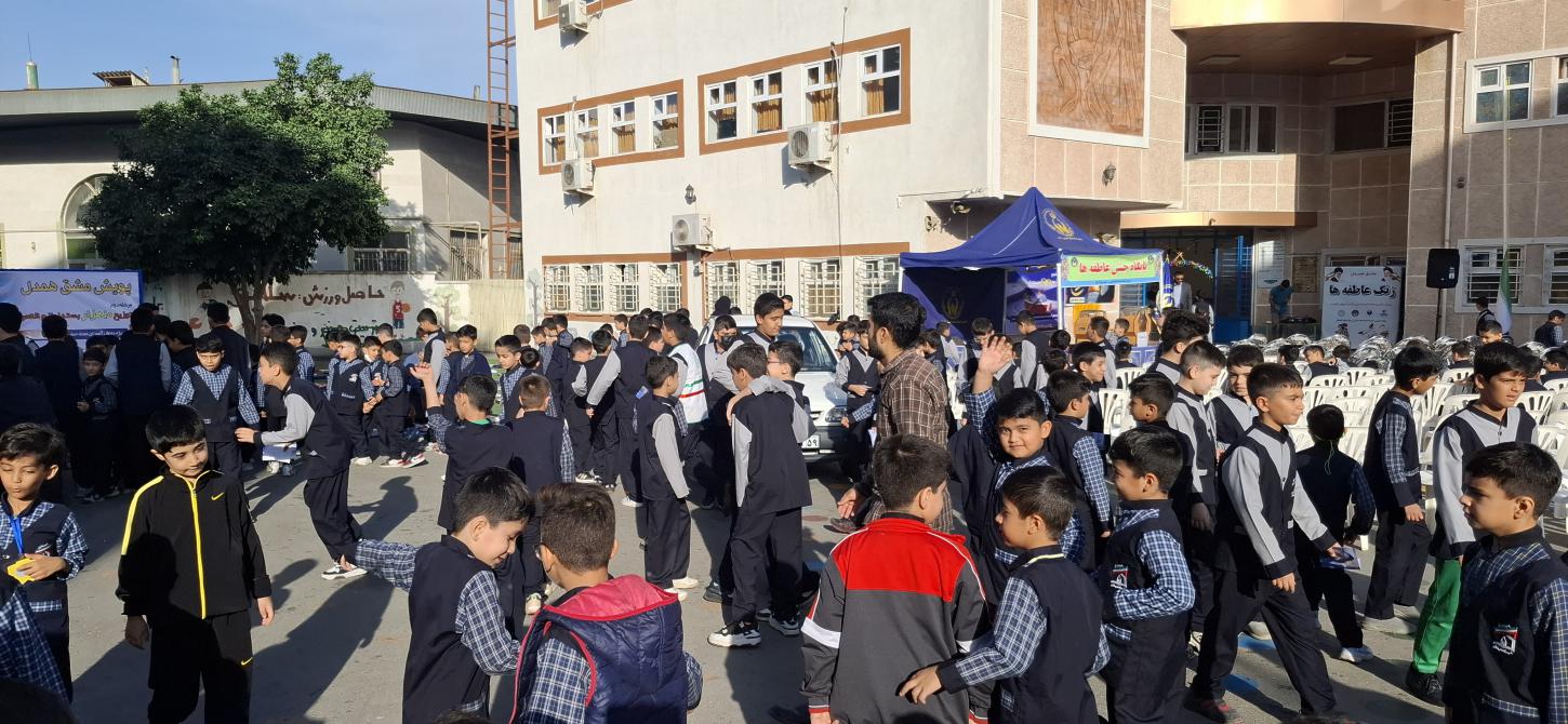 آیین نواخته شدن زنگ عاطفه ها در مدارس استان گلستان به روایت تصویر 1403 /07/11