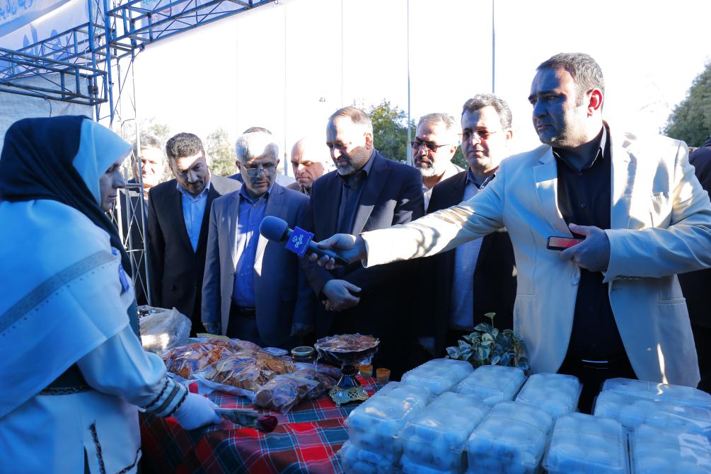 جشن خودکفایی 3300 خانواده تحت حمایت  کمیته امداد گلستان برگزار شد