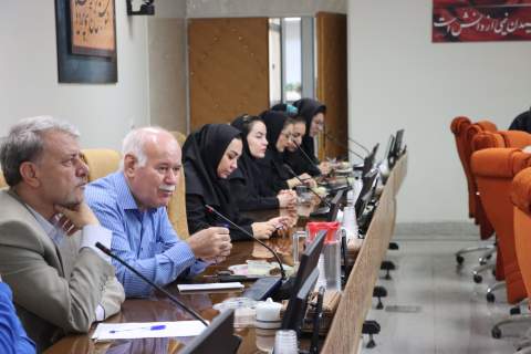 نشست خبری مدیرکل کمیته امداد استان اصفهان با اصحاب رسانه و مطبوعات  1404/06/17