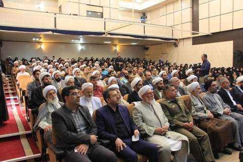  آئین تجلیل از فعالان نهضت ملی زندگی با آیه ها  به روایت تصویر1404/02/21
