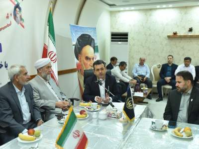 نشست هم اندیشی با جمعی از خیرین به روایت تصویر1404/06/12